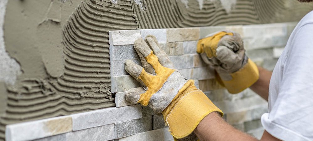 T Costruzioni - Azienda di ristrutturazioni - posa rivestimenti-  Roma 